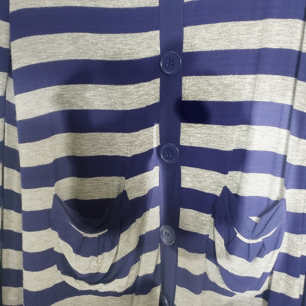 Cardigan XL - Picture 2 of 3